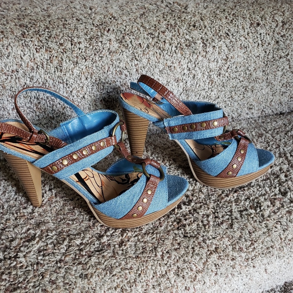 CUUUUTE! Must Haves Blue Jean & Brown Leather